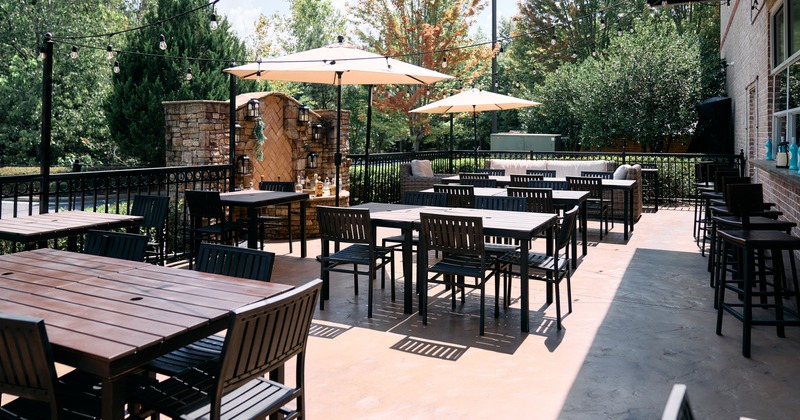 Exterior, terrace, tables and chairs