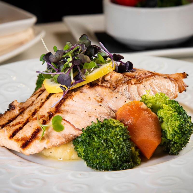 Salmone Alla Griglia photo