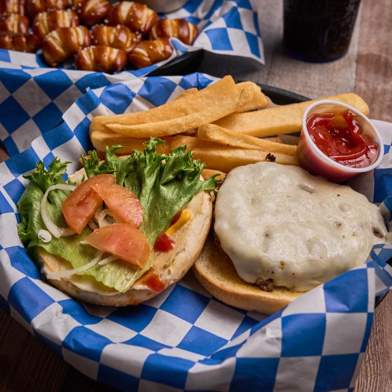 Prime Cheeseburger photo