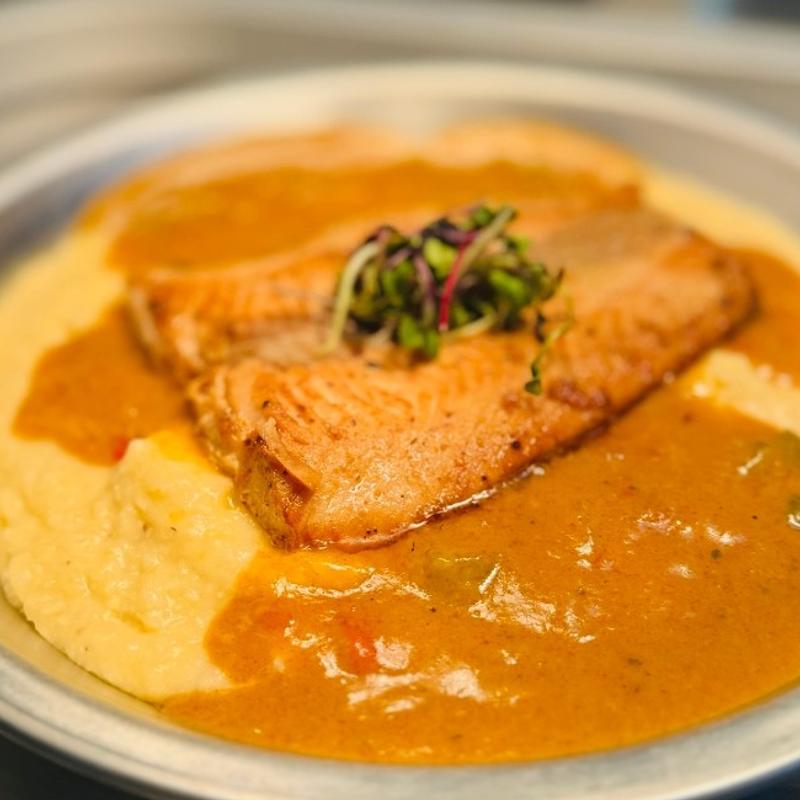 Salmon & Grits photo