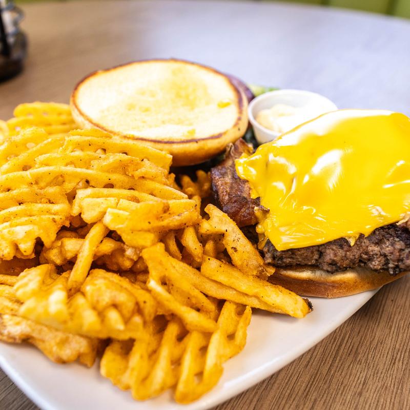 menu item 15 of 18, Super Cheeseburger