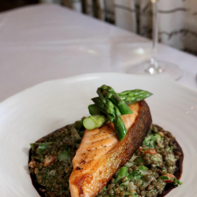 Pavé De Saumon Rôti photo