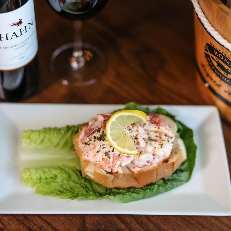 Mini Lobster Roll photo