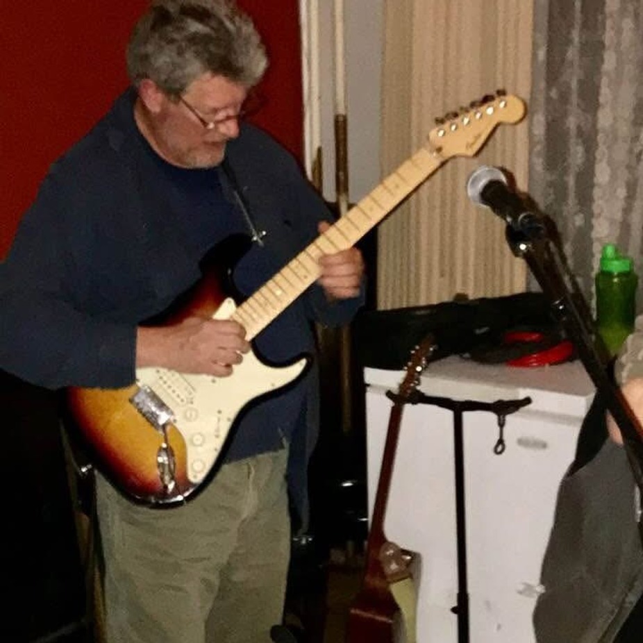 FRIDAY LIVE MUSIC: Marty Astry event photo