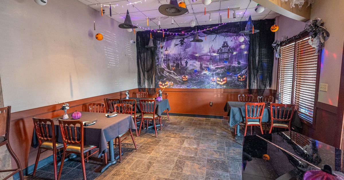 Interior, dining area, decoration