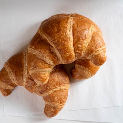 Plain croissants.