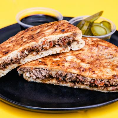 Beef and lamb mix grilled in a pocket.