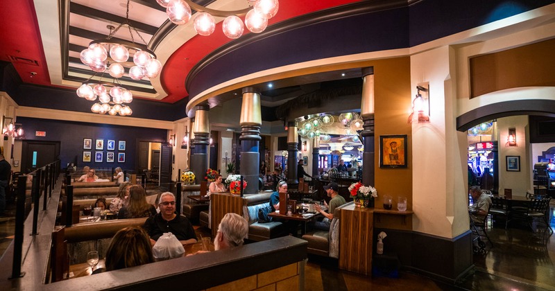 Dining and bar area, booths, tables, chairs