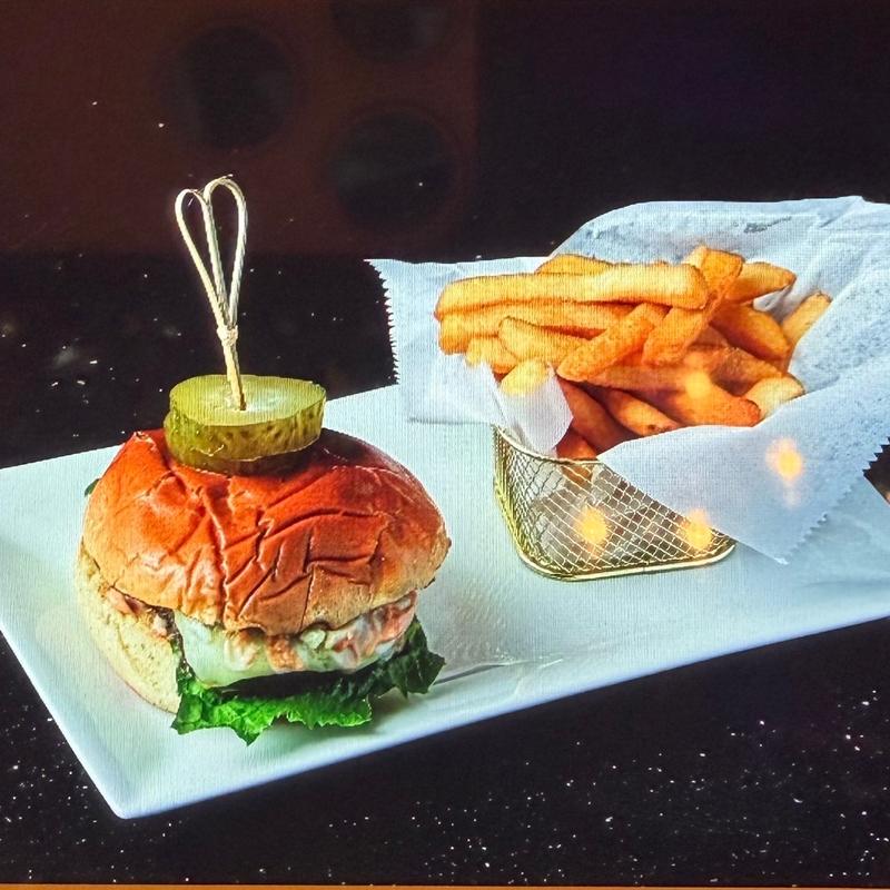 Royal Burger photo
