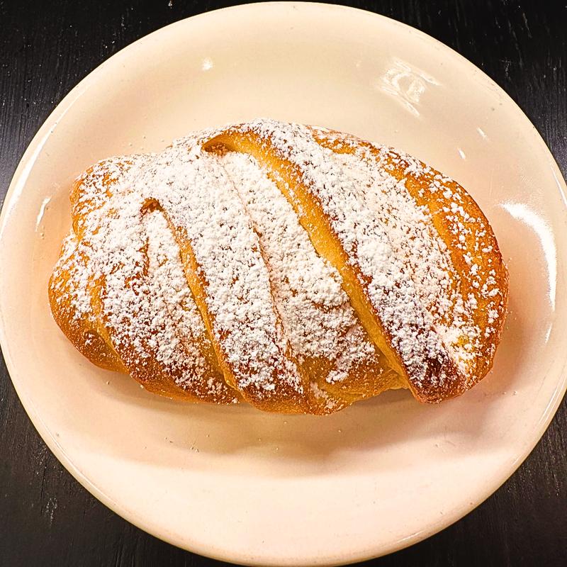 Peach Cream Cheese Bun (1) photo