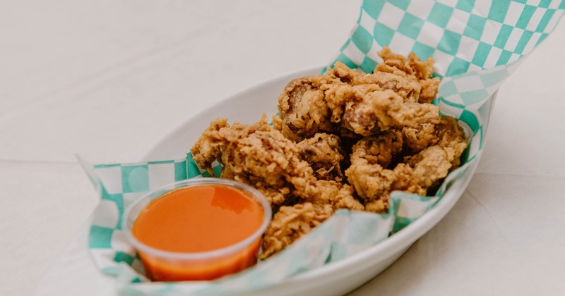 Fried chicken bites with dipping sauce