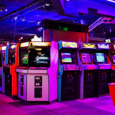 Various arcade games.