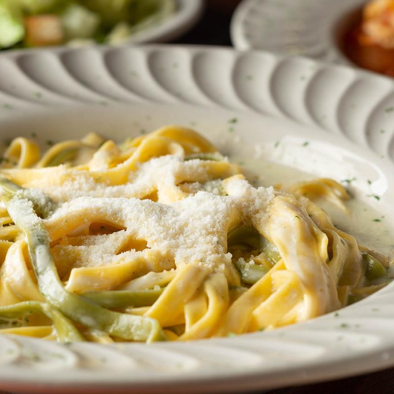 Fettuccine Alfredo photo