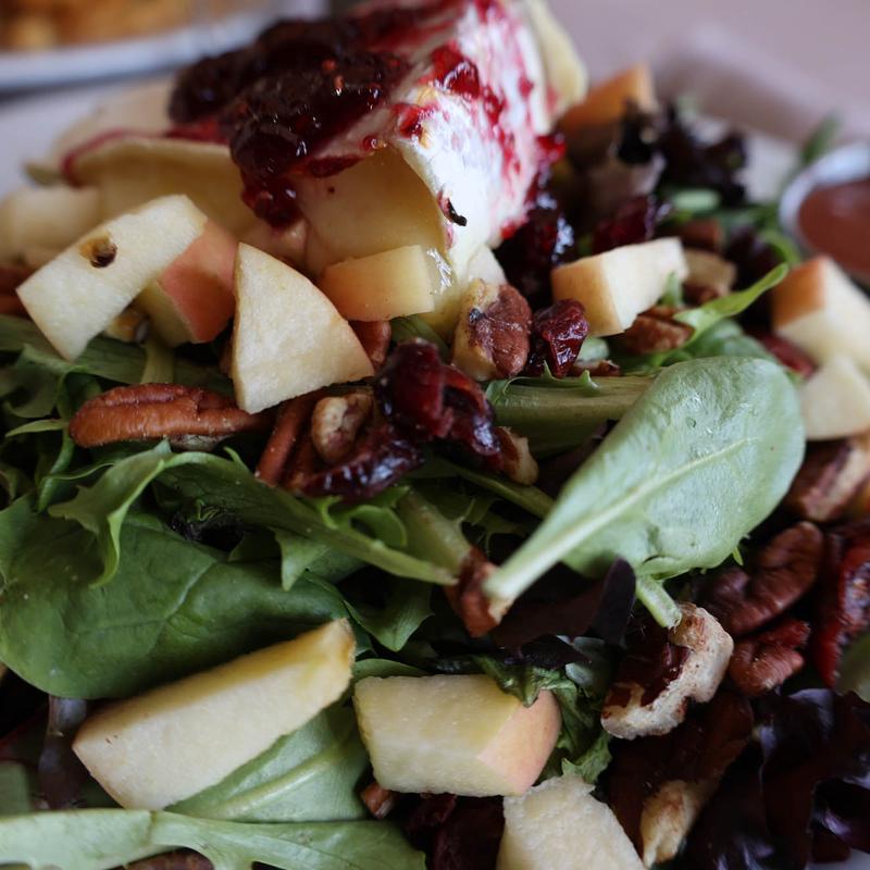 Warm Brie Cheese Salad photo