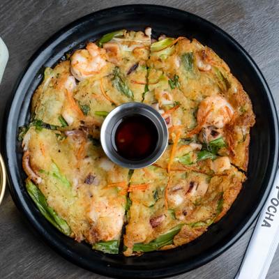 Seafood pancake.