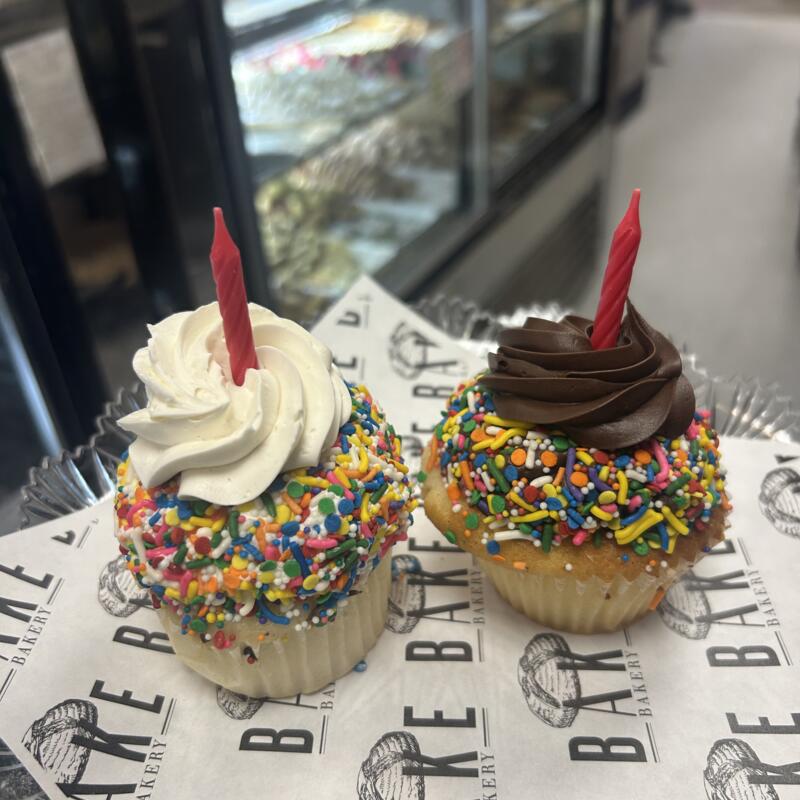 menu item 22 of 90, Vanilla with Vanilla Buttercream