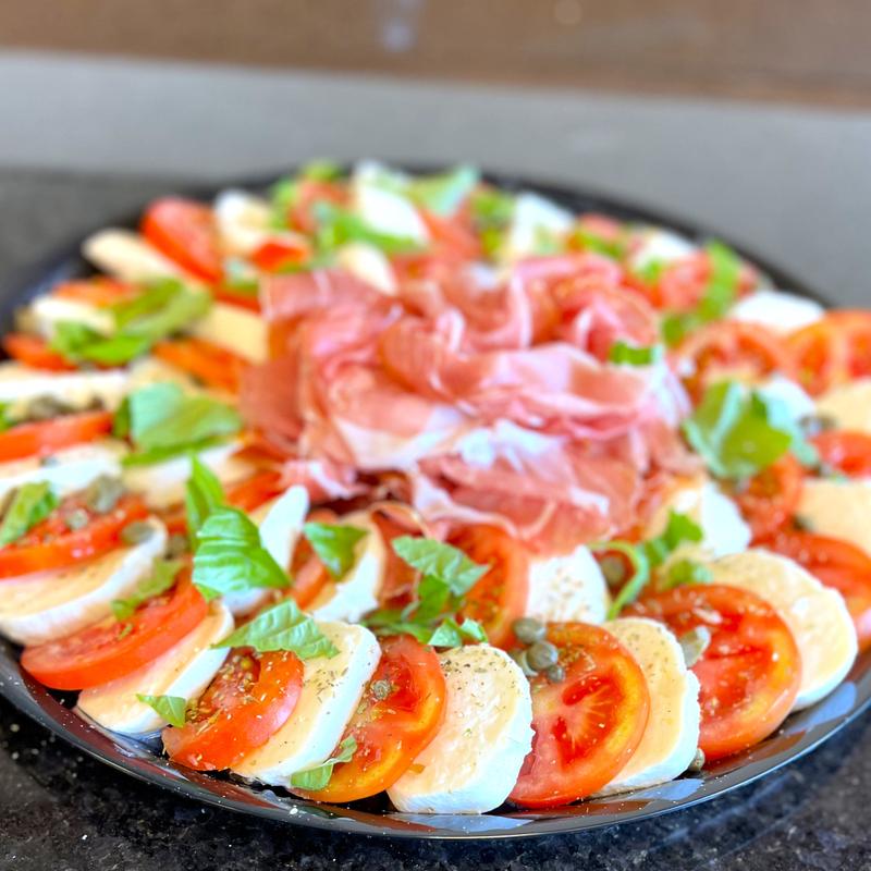 Prosciutto, Mozzarella & Tomato photo