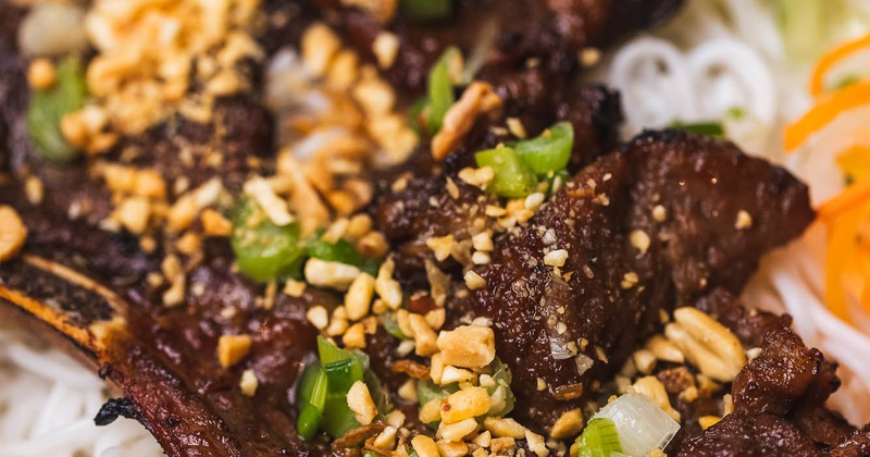 Lemongrass pork chop, close up