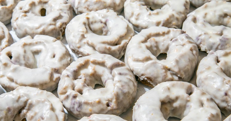 Blueberry cake donuts