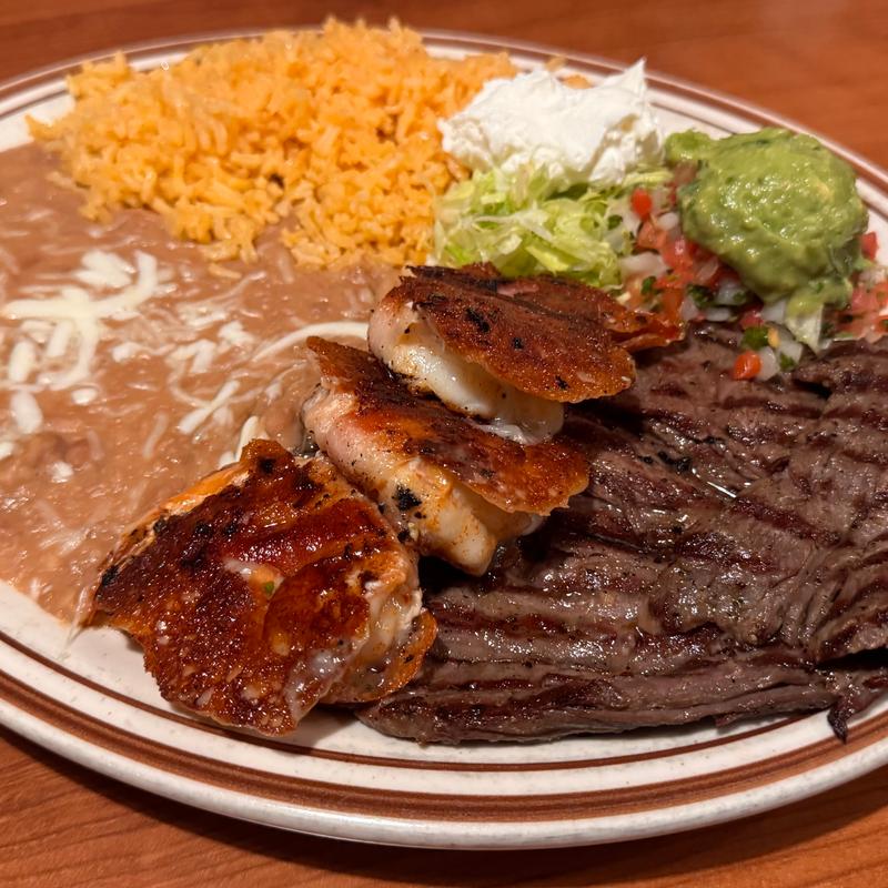 Carne Asada Y Camarones photo