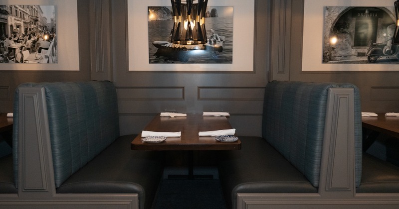 Interior, singl booth