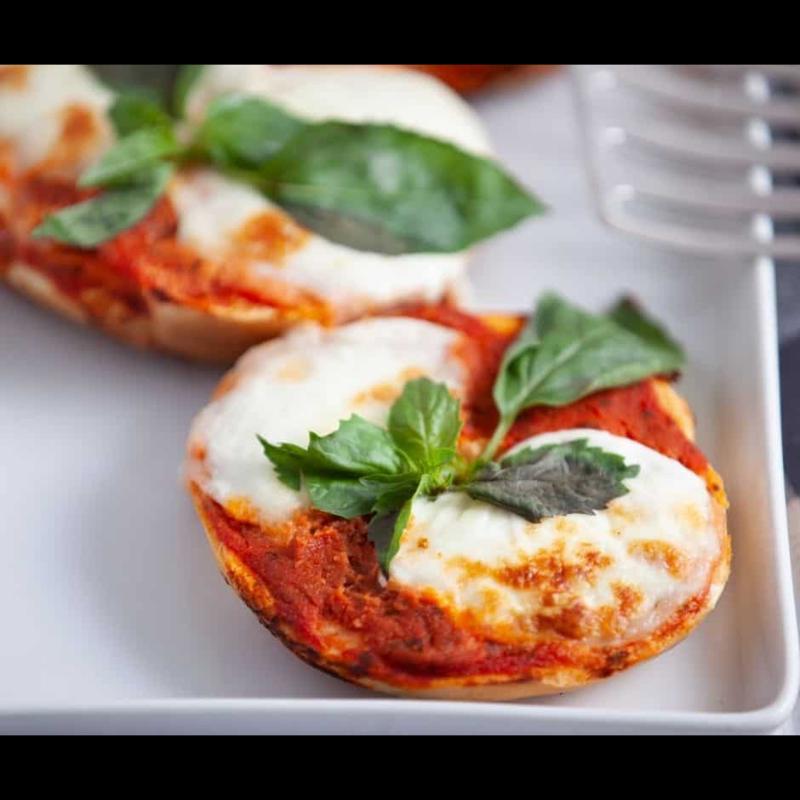 Classic Pizza Bagel photo