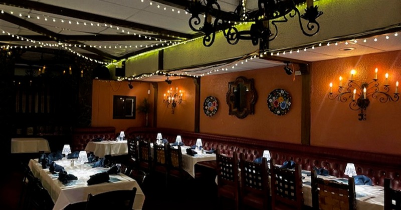 Restaurant dining area