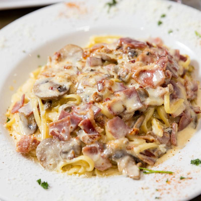 Linguine Carbonara photo