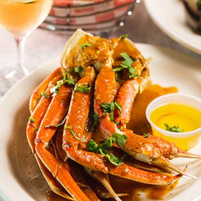 Fried crab legs with garlic butter