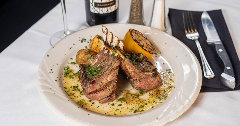 Rack of Lamb served with red wine