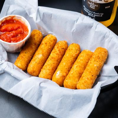 Mozzarella sticks with marinara sauce.