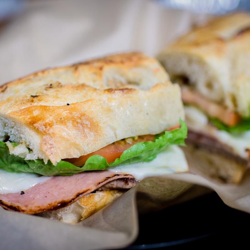 #23 Lomito Completo photo