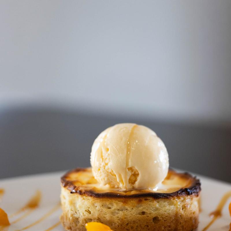 menu item 15 of 19, Warm Butter Cake