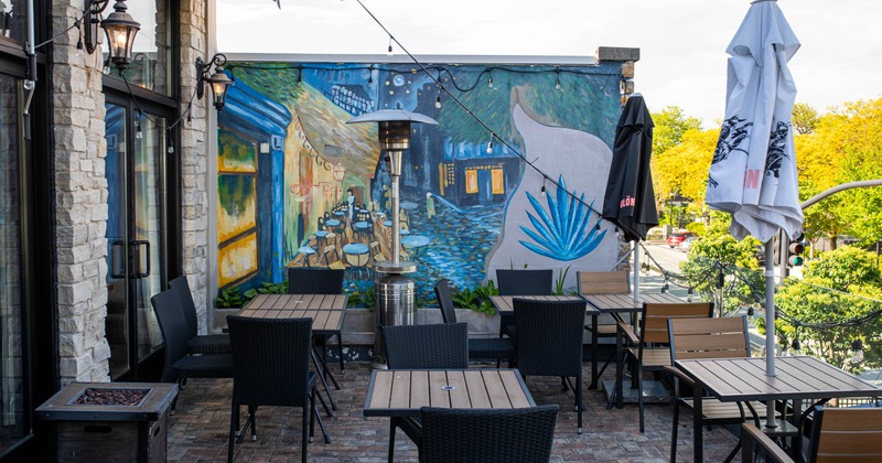 Exterior, seating area
