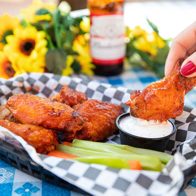 Chicken wings and dip.