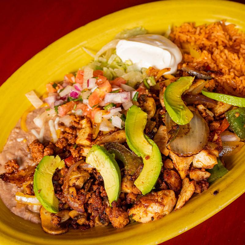 Pollo Mexicano* photo
