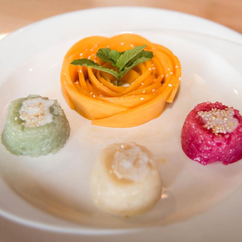 Mango with Tri - Color Sticky Rice photo