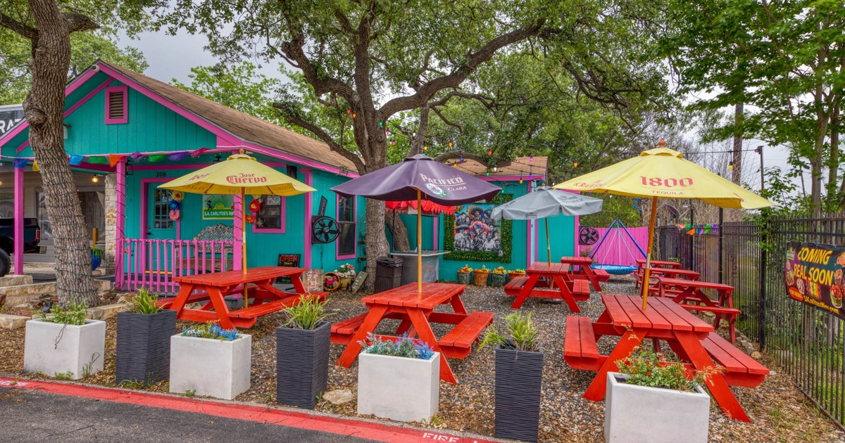 Exterior, tables and benches