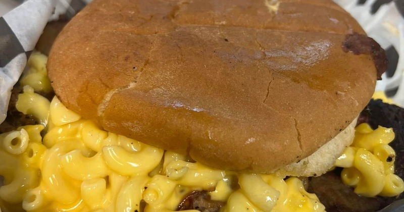 A mac and cheese burger