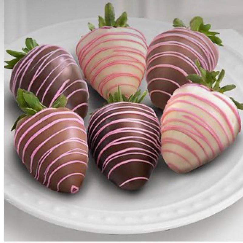 menu item 62 of 138, Chocolate Covered Strawberries - 1/2 Dozen