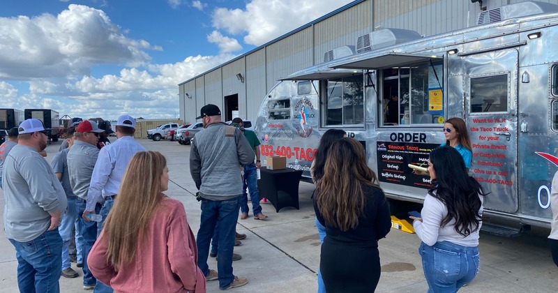Mobile food truck catering