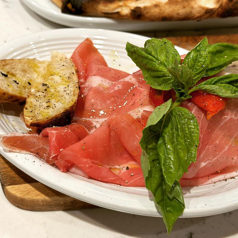 Burrata Fresca con Prosciutto photo