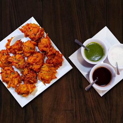 Onion Bhaji Pakora.