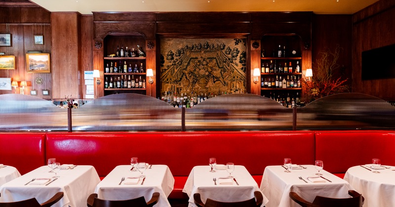 Dining area, banquette seating