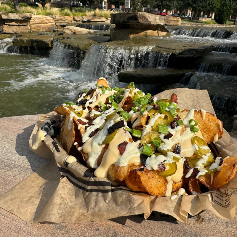 menu item 7 of 42, Potato Chip Nachos