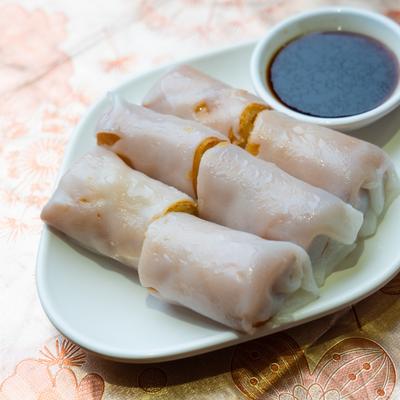 Spring roll look fun roll.