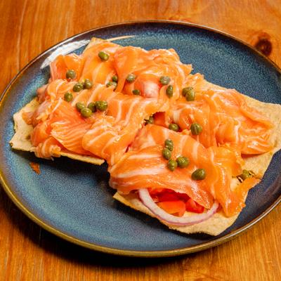 Salmon flatbread.