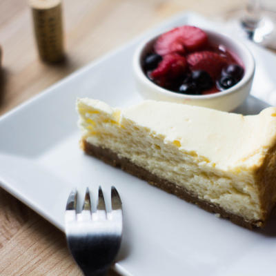 cheesecake with mixed berries