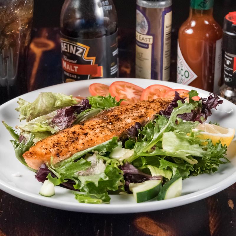 Grilled Salmon Salad photo