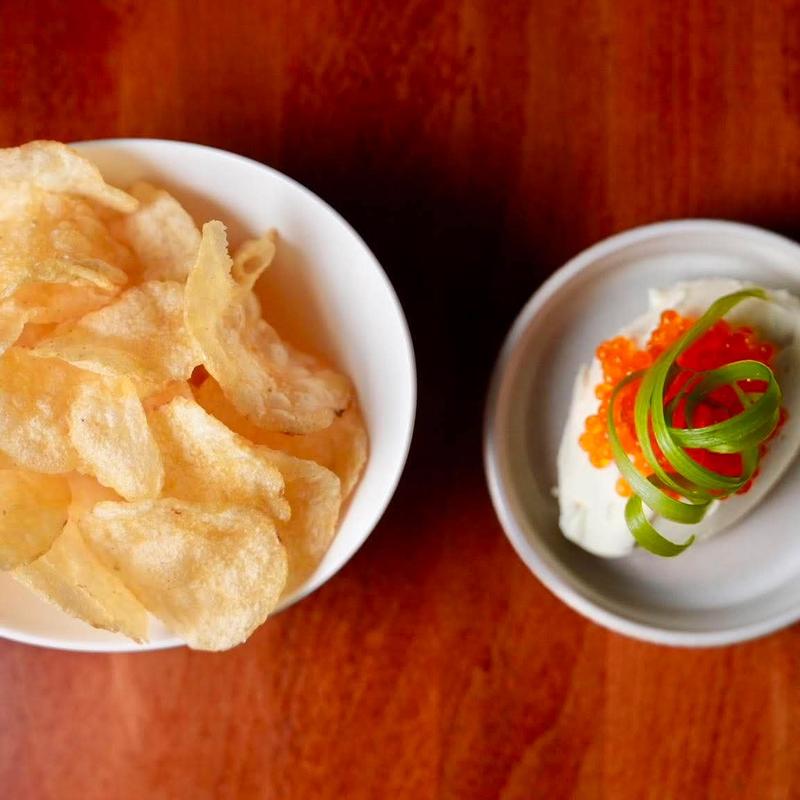 Kettle Chips | Chives | Crème Fraîche | Caviar photo